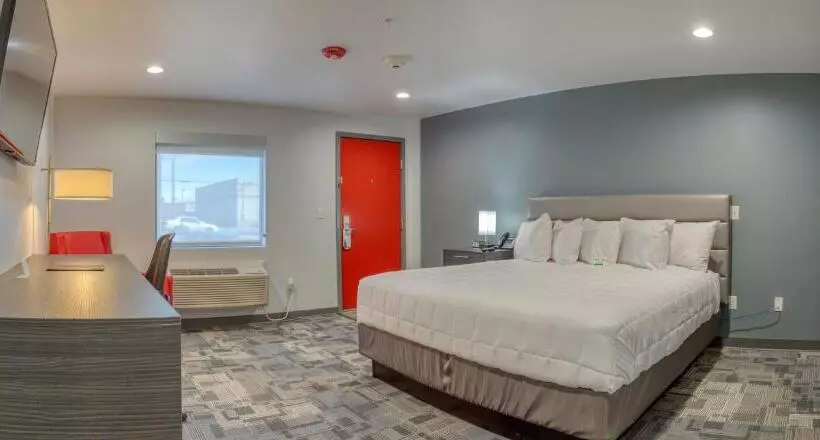 Hotelli Post Time Inn