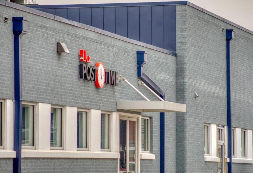 Szálloda Post Time Inn