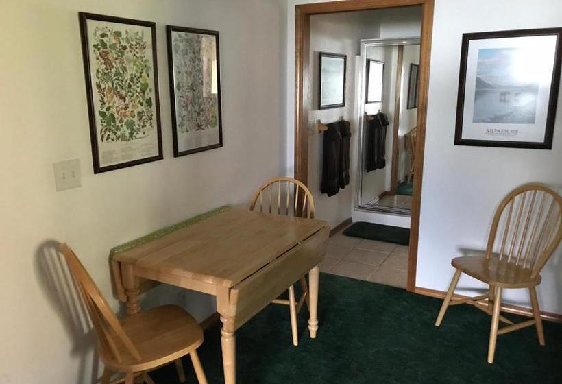 Suite 2 Lynn View Lodge