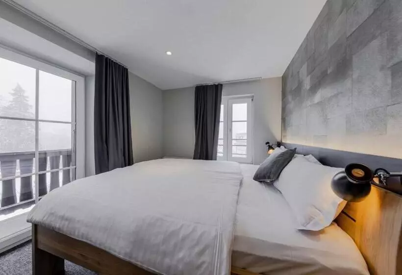 ホテル Villars Lodge