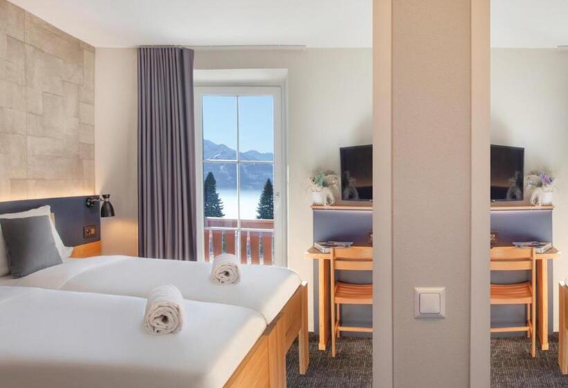 هتل Villars Lodge