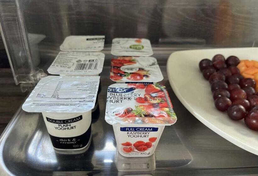 بنسيون Halleria Self Catering