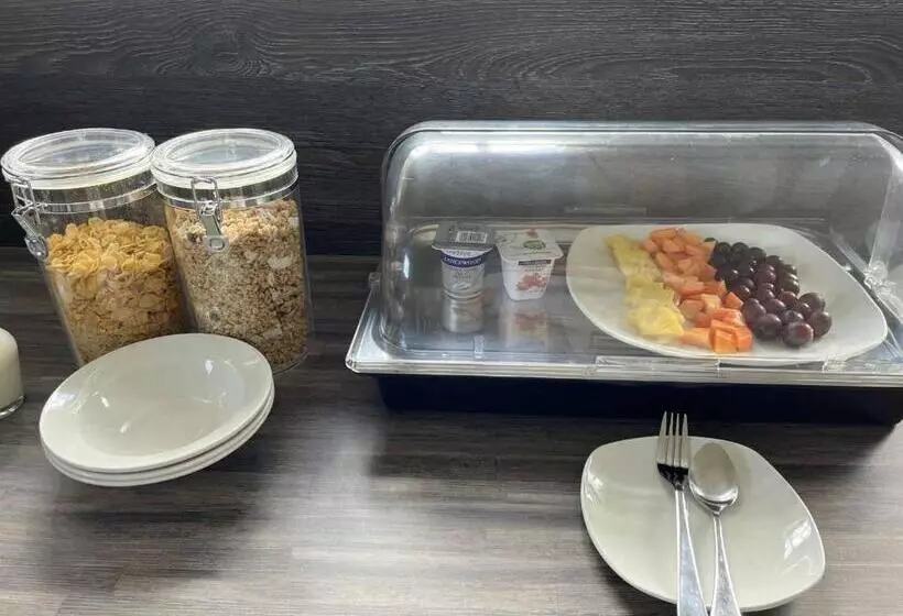 ペンション Halleria Self Catering