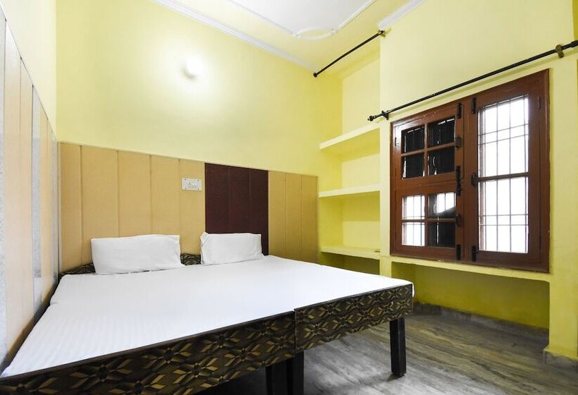 Spot On 49295 Hotel Kohinoor Park