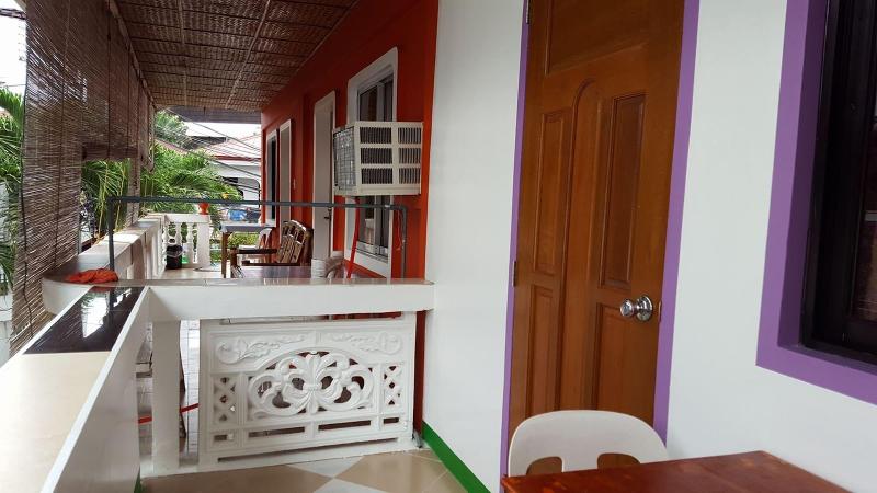 簡易ホテル M&e Guesthouse