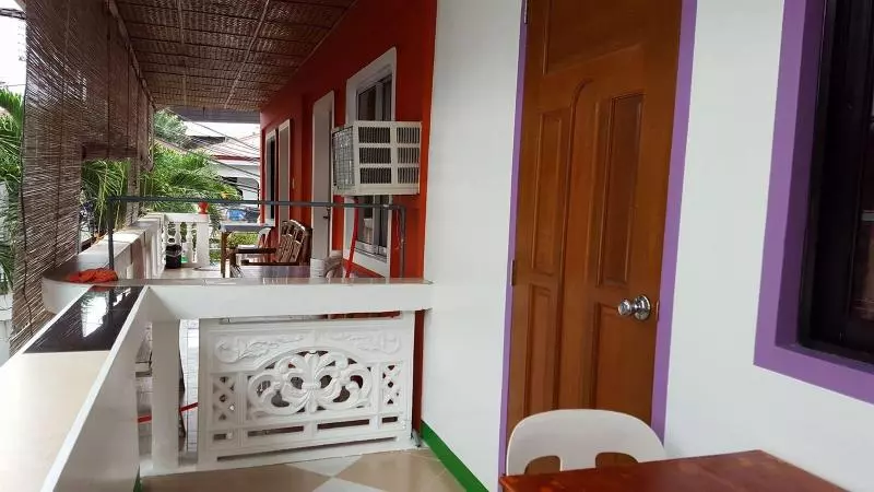 مسافرخانه M&e Guesthouse