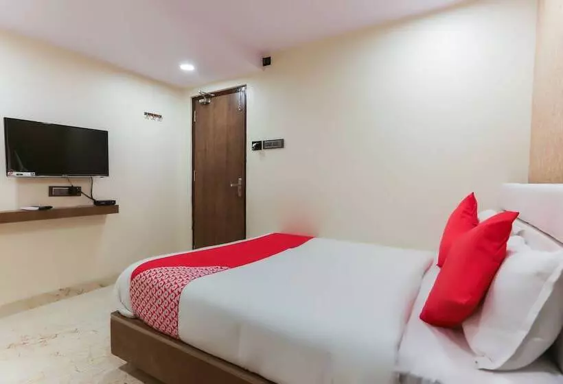 ホテル Oyo 47587  Ganesh Bhawan