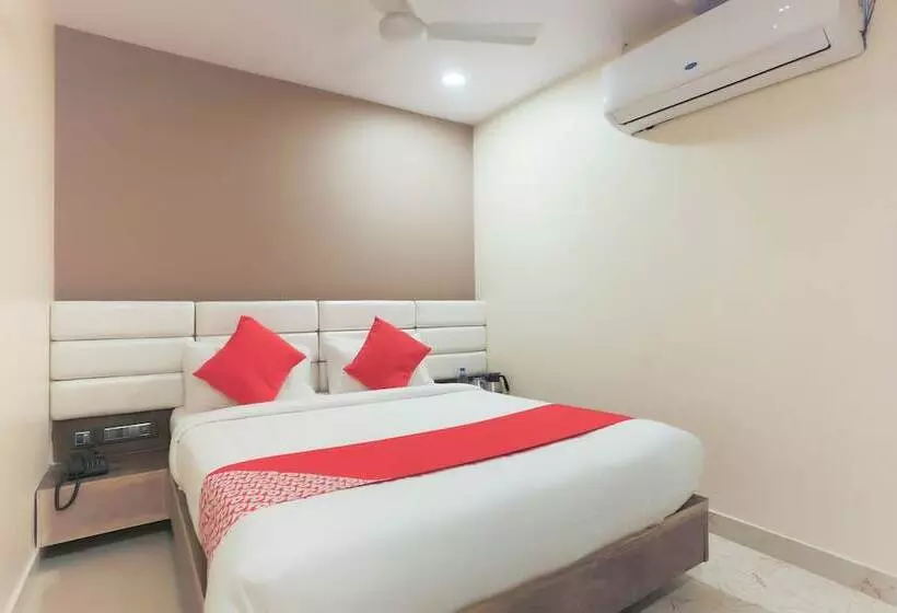 ホテル Oyo 47587  Ganesh Bhawan