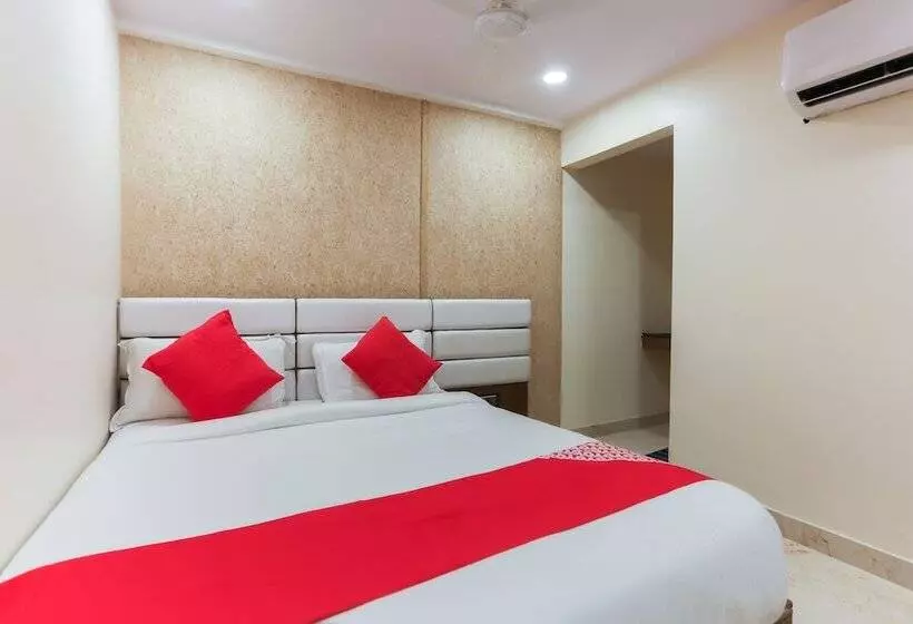ホテル Oyo 47587  Ganesh Bhawan