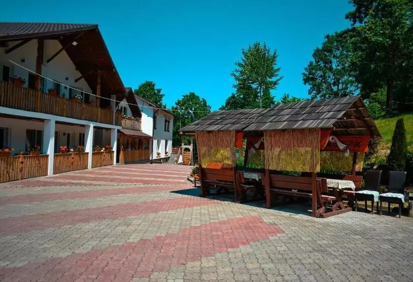 ペンション Casa Papițu