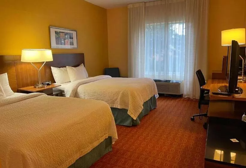 Отель Baymont By Wyndham Chambersburg