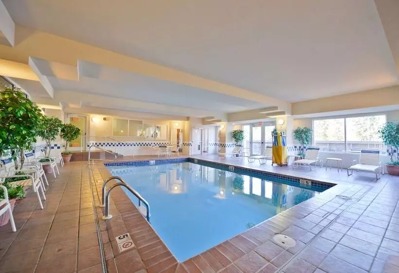 هتل Clubhouse Inn