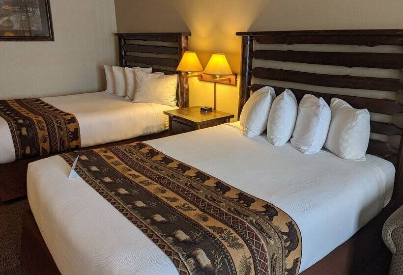 فندق Clubhouse Inn