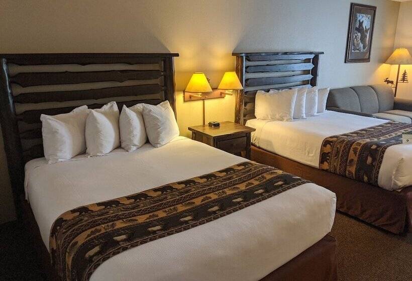 فندق Clubhouse Inn