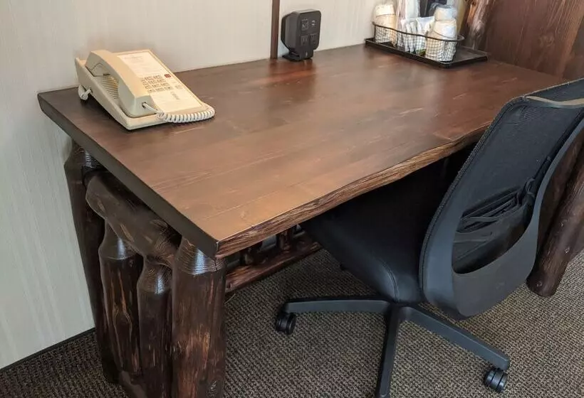 هتل Clubhouse Inn