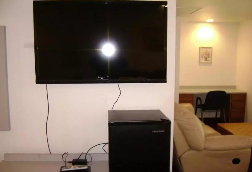 فندق Edgewick Inn