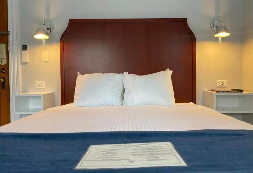 فندق Emerson Inn By The Sea