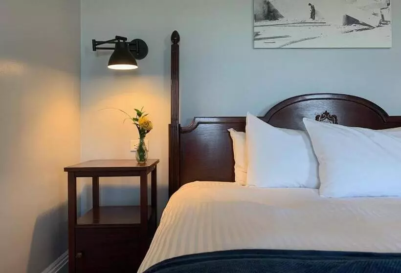 فندق Emerson Inn By The Sea