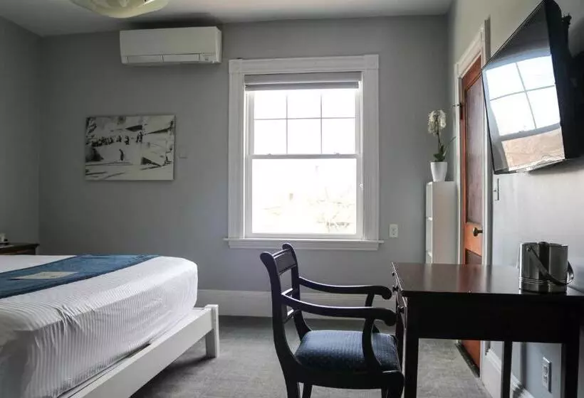 فندق Emerson Inn By The Sea