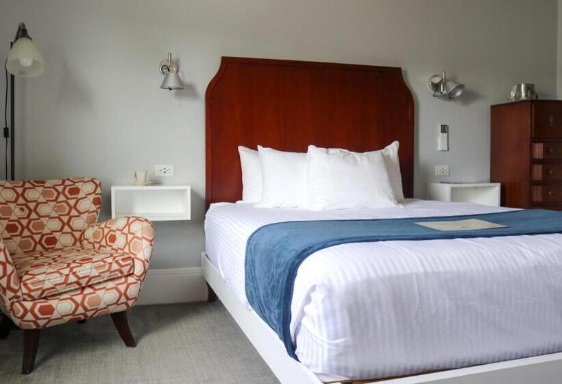 호텔 Emerson Inn By The Sea