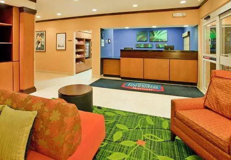 ホテル Comfort Inn & Suites