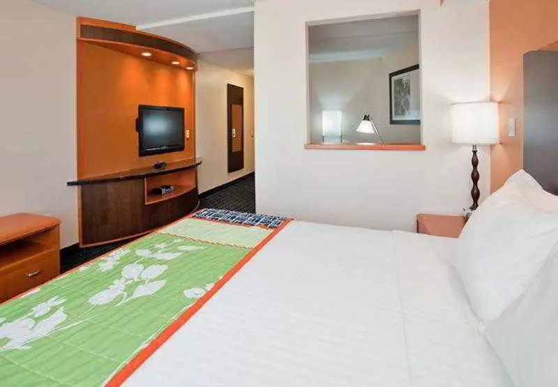 ホテル Comfort Inn & Suites