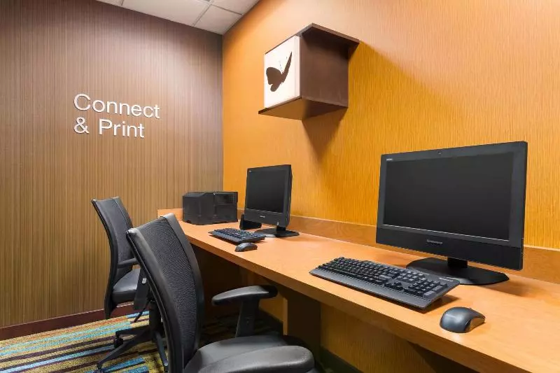 ホテル Comfort Inn & Suites