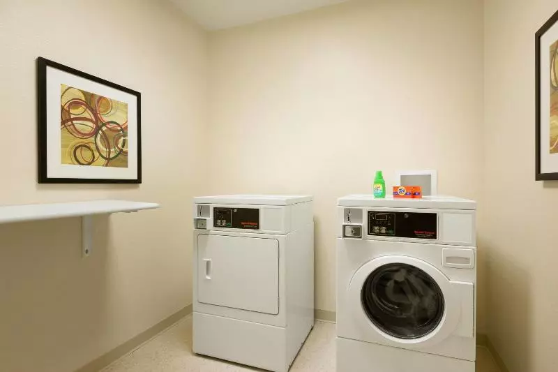 ホテル Comfort Inn & Suites