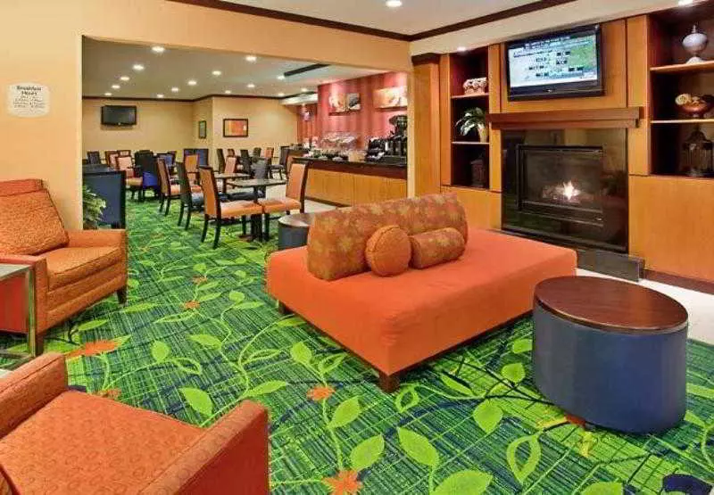 ホテル Comfort Inn & Suites