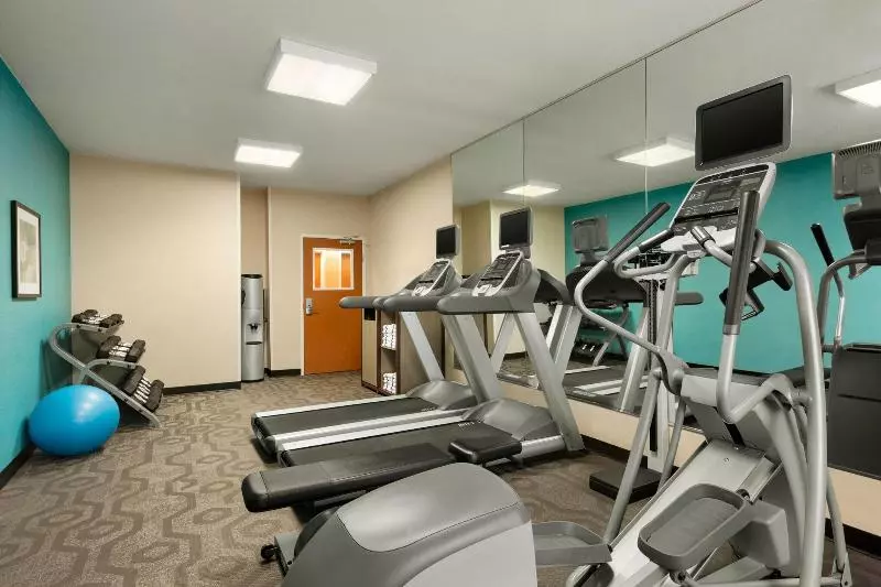 ホテル Comfort Inn & Suites