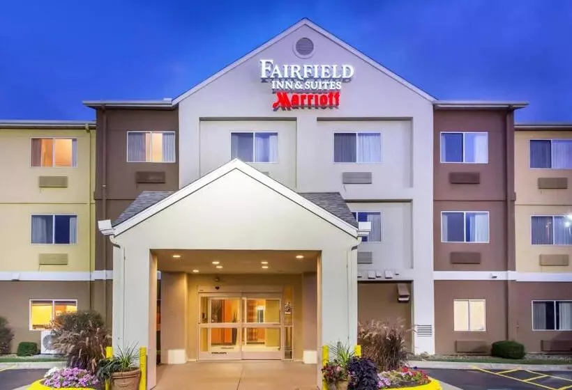 호텔 Fairfield Inn & Suites Canton