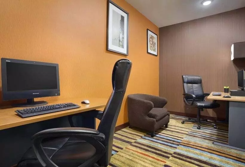 호텔 Fairfield Inn & Suites Fort Worth University Drive