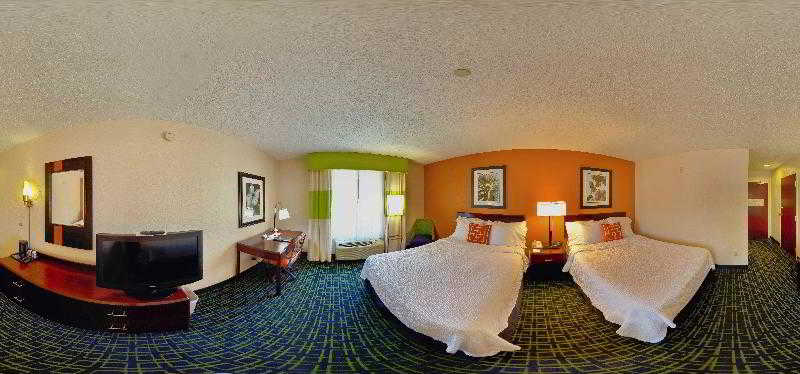 Отель Fairfield Inn And Suites By Marriott Potomac Mills Woodbridge