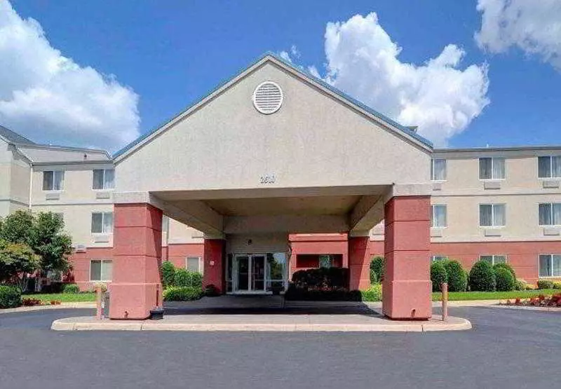 Отель Fairfield Inn And Suites By Marriott Potomac Mills Woodbridge