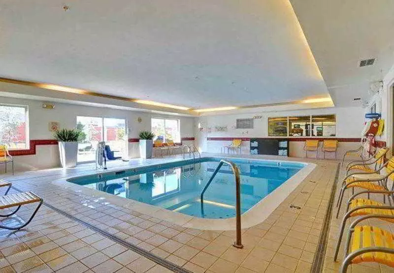 Отель Fairfield Inn And Suites By Marriott Potomac Mills Woodbridge