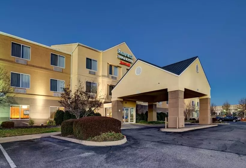 Отель Fairfield Inn And Suites By Marriott Potomac Mills Woodbridge