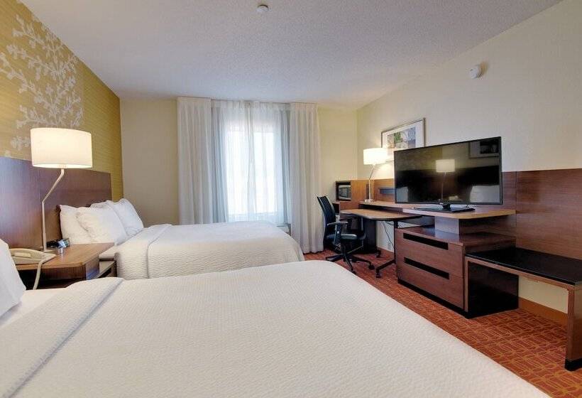 Отель Fairfield Inn And Suites By Marriott Potomac Mills Woodbridge