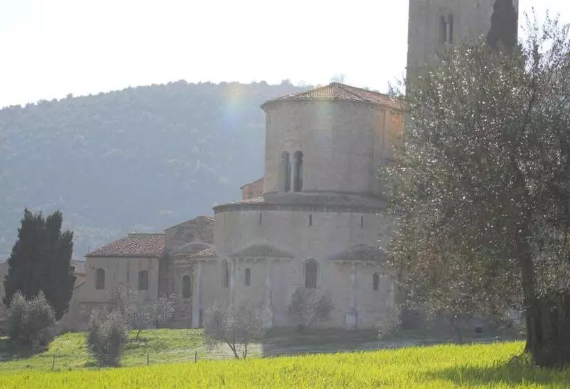 ホテル La Palazzetta Di Luca E Flavio