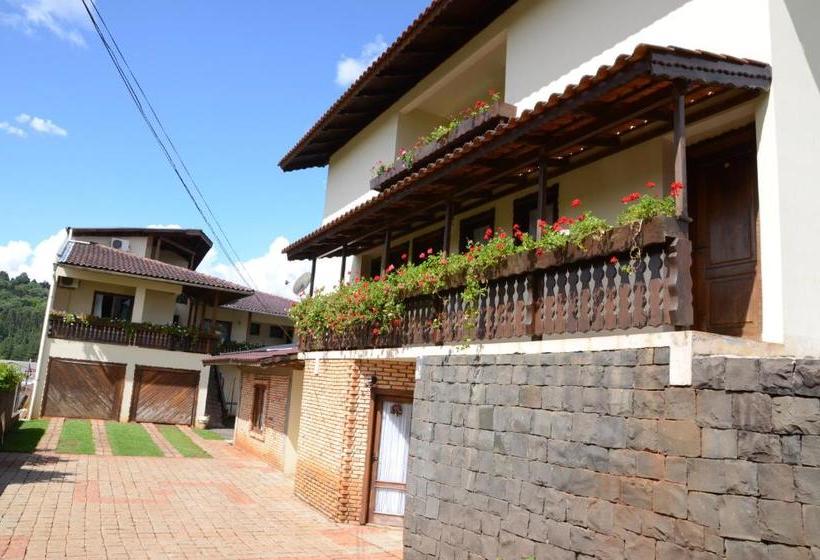 Пансион Pousada Adler