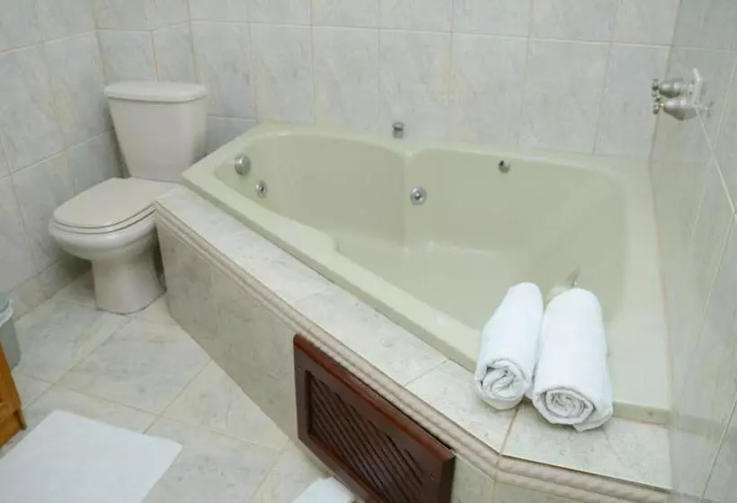 ペンション Pousada Adler