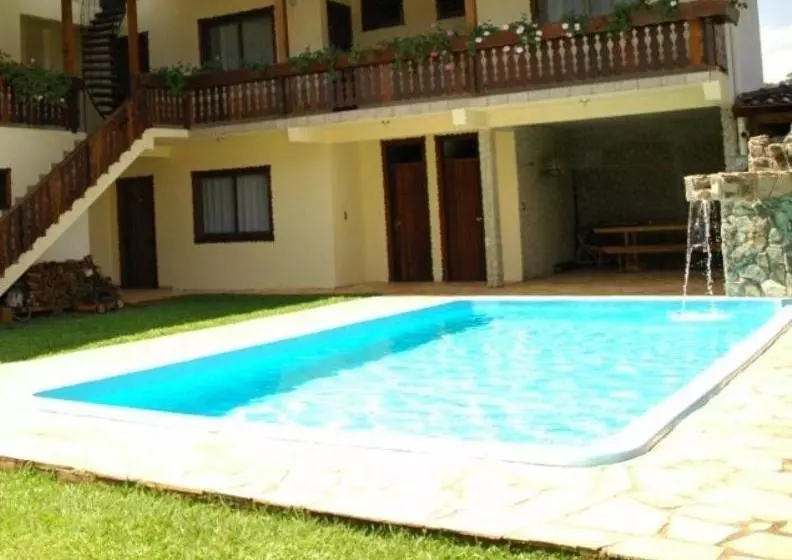 ペンション Pousada Adler