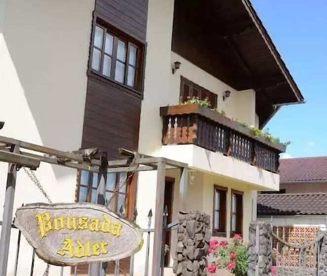 ペンション Pousada Adler