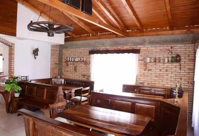 ペンション Pousada Adler