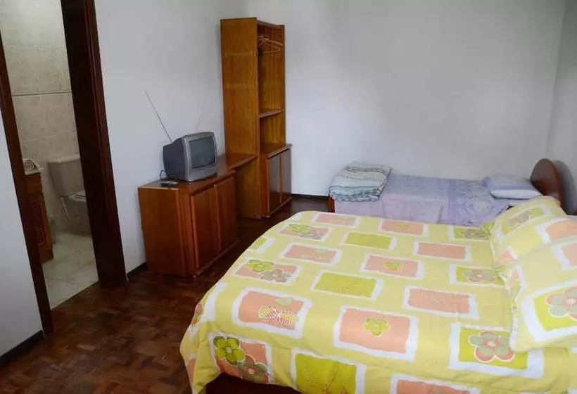 ペンション Pousada Adler