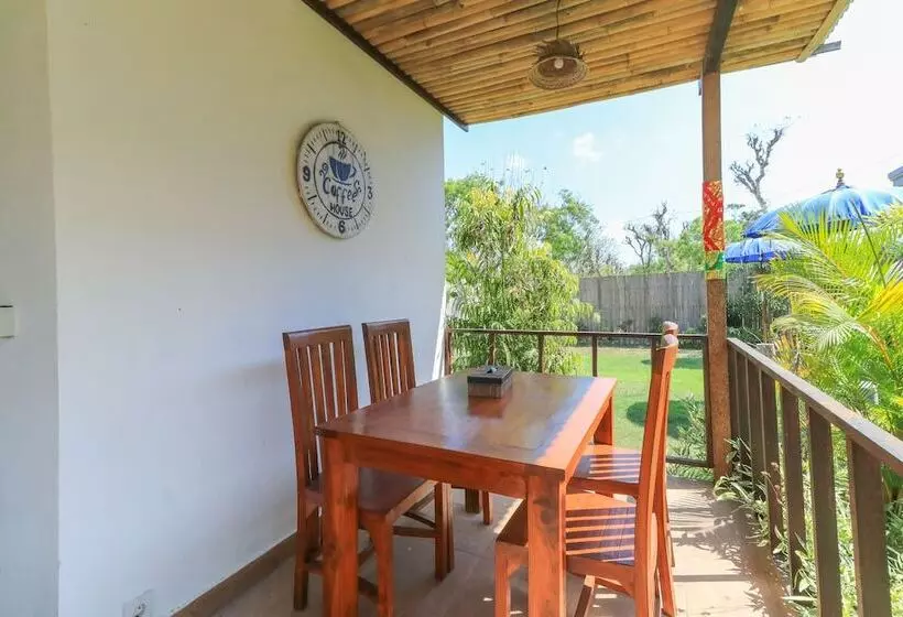 تختخواب و صبحانه Kayu Manis Guest House Lembongan