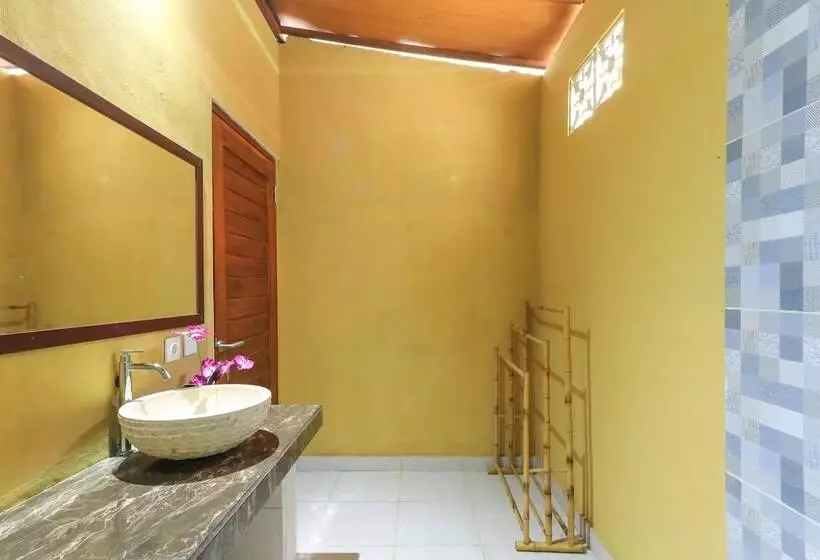 تختخواب و صبحانه Kayu Manis Guest House Lembongan