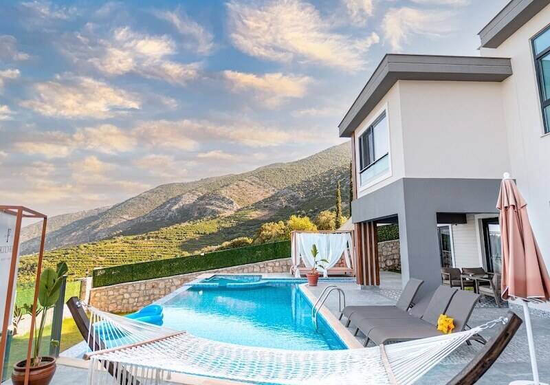 Fortunella Suites & Villas