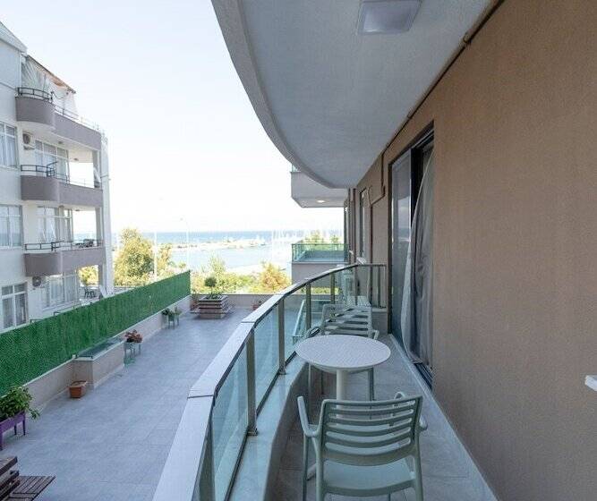 Fortunella Suites & Villas