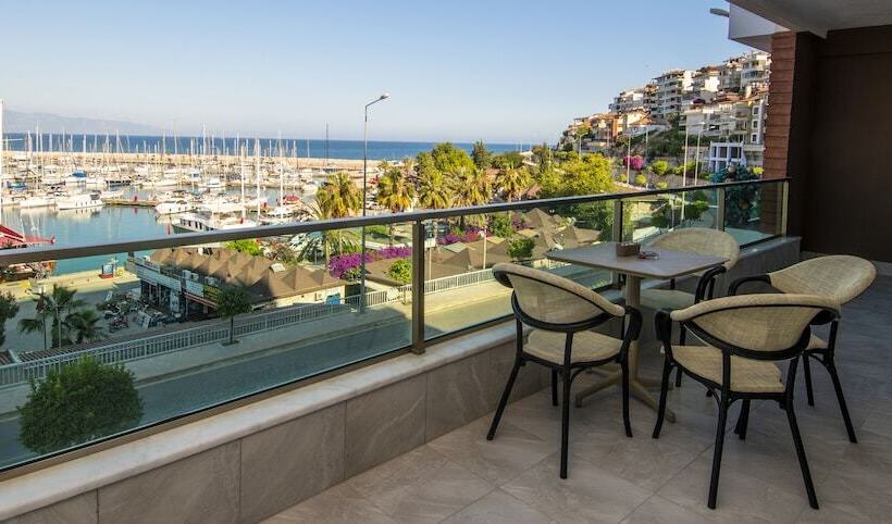 Fortunella Suites & Villas