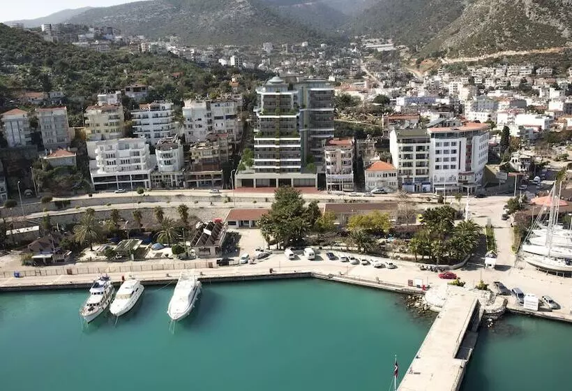 Fortunella Suites & Villas